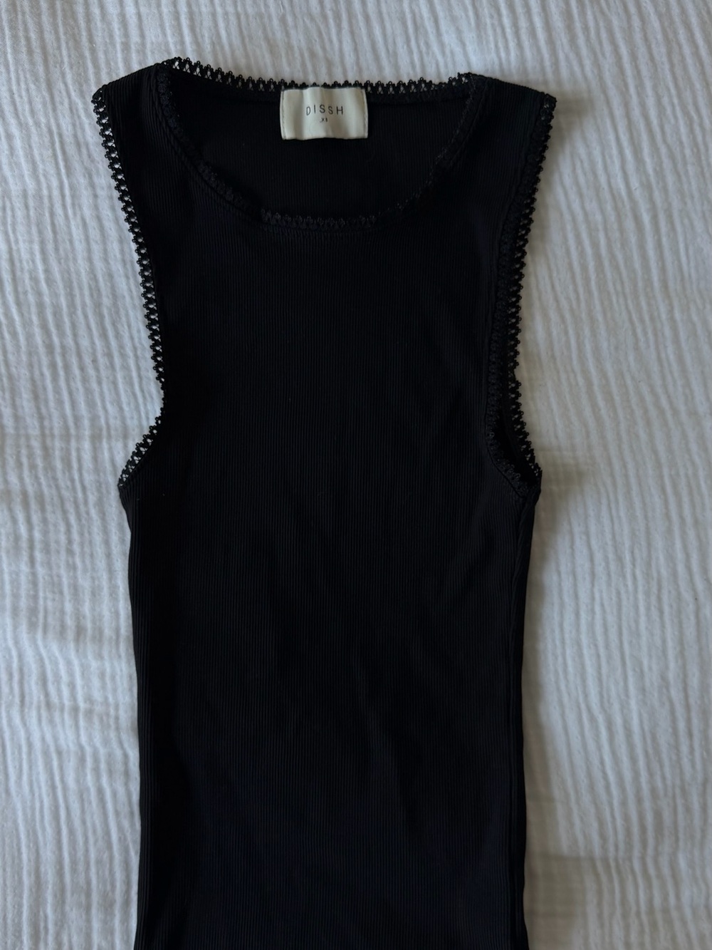 Dissh Black Trim Tank